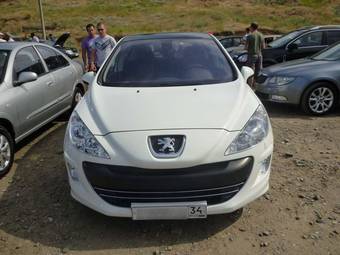 2011 Peugeot 308 Photos