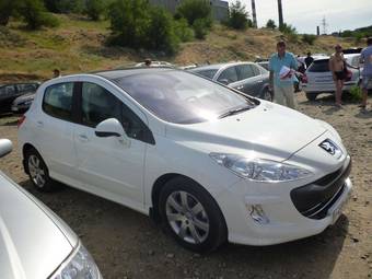 2011 Peugeot 308 Photos