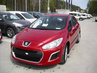 2012 Peugeot 308 Pics