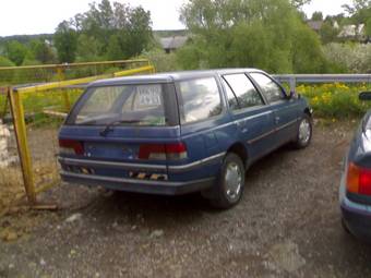 1989 Peugeot 405 Pictures