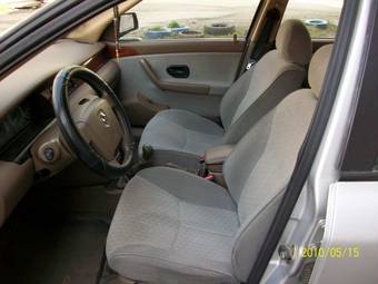 2008 Peugeot 405 Pictures