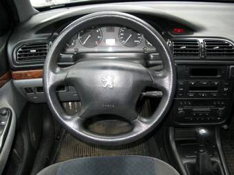 2001 Peugeot 406 Pictures