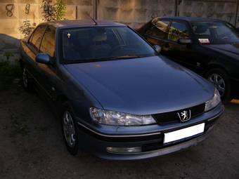 2002 Peugeot 406 Pictures