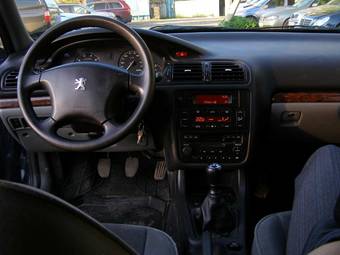 2002 Peugeot 406 Pictures