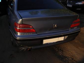 2002 Peugeot 406 Photos