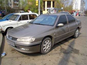 2003 Peugeot 406 Photos