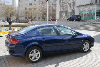 2008 Peugeot 407 Photos