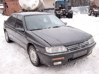 1990 Peugeot 605 Pictures