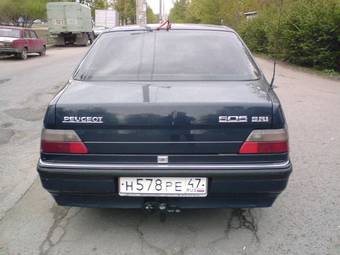 1992 Peugeot 605 Pictures