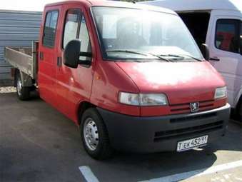 2001 Peugeot Boxer Pictures