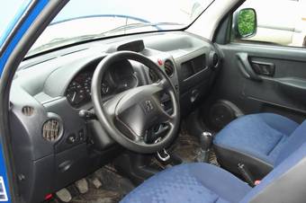 2006 Peugeot Partner Photos