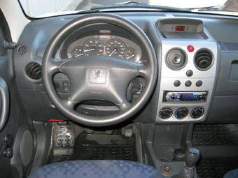 2008 Peugeot Partner Photos