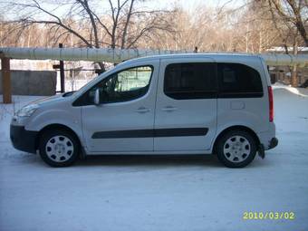 2008 Peugeot Partner Tepee Photos