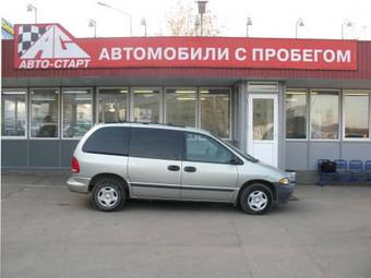 1999 Plymouth Voyager Pictures