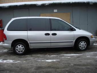 2000 Plymouth Voyager Photos