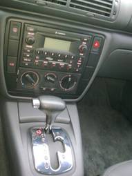 2002 Pontiac Vibe Pictures