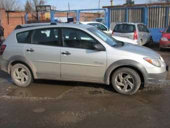 2003 Pontiac Vibe Photos