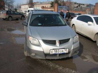 2003 Pontiac Vibe Pictures
