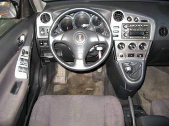 2003 Pontiac Vibe Pictures