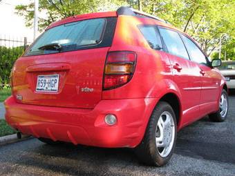 2003 Pontiac Vibe Pictures