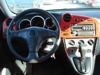 2003 Pontiac Vibe Photos