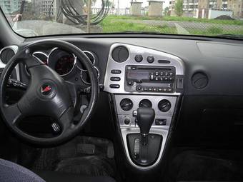 2003 Pontiac Vibe Pictures