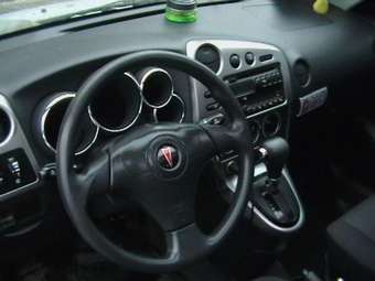 2004 Pontiac Vibe Photos