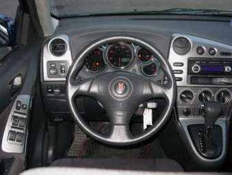 2004 Pontiac Vibe Photos