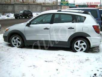 2004 Pontiac Vibe Photos