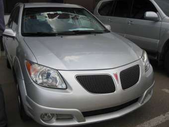 2004 Pontiac Vibe Pictures