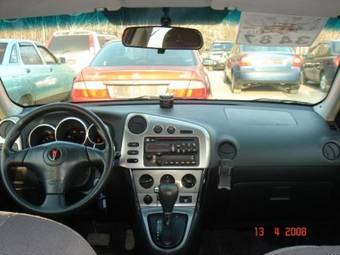 2004 Pontiac Vibe Pictures