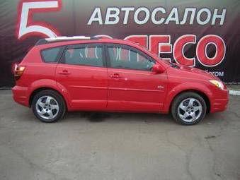 2004 Pontiac Vibe Pictures