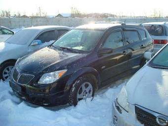 2004 Pontiac Vibe Photos
