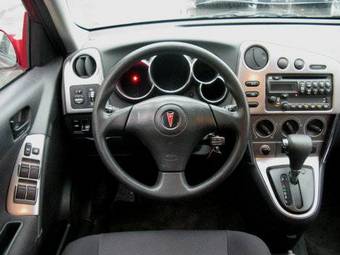2004 Pontiac Vibe Pictures