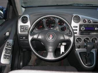 2004 Pontiac Vibe Images