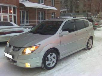 2004 Pontiac Vibe Pictures