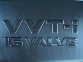 2004 Pontiac Vibe Photos