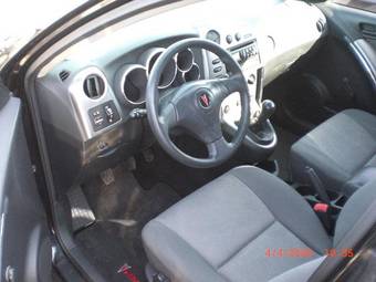2004 Pontiac Vibe Photos