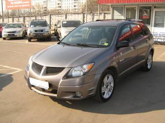2004 Pontiac Vibe Pictures