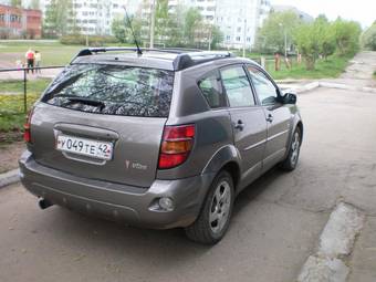2004 Pontiac Vibe Photos
