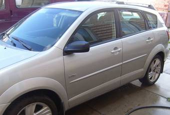 2004 Pontiac Vibe Pictures