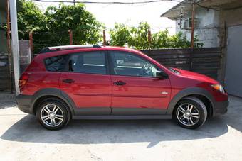 2004 Pontiac Vibe Pictures