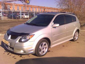 2004 Pontiac Vibe Pictures