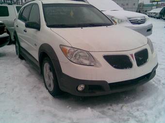 2005 Pontiac Vibe Photos