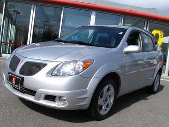 2005 Pontiac Vibe Photos