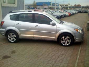 2005 Pontiac Vibe Photos