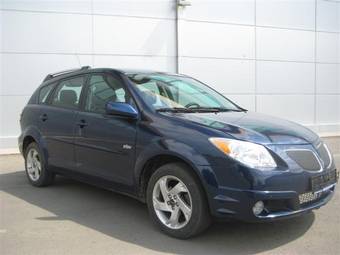 2005 Pontiac Vibe Photos