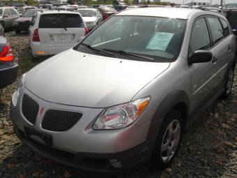 2005 Pontiac Vibe Photos