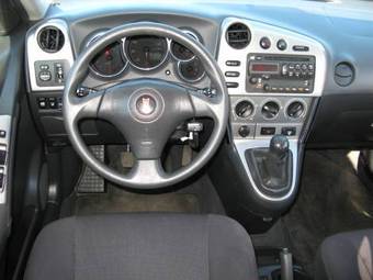 2005 Pontiac Vibe Photos