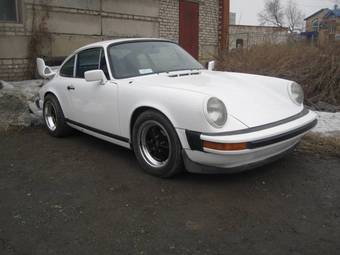 1977 Porsche 911 Photos